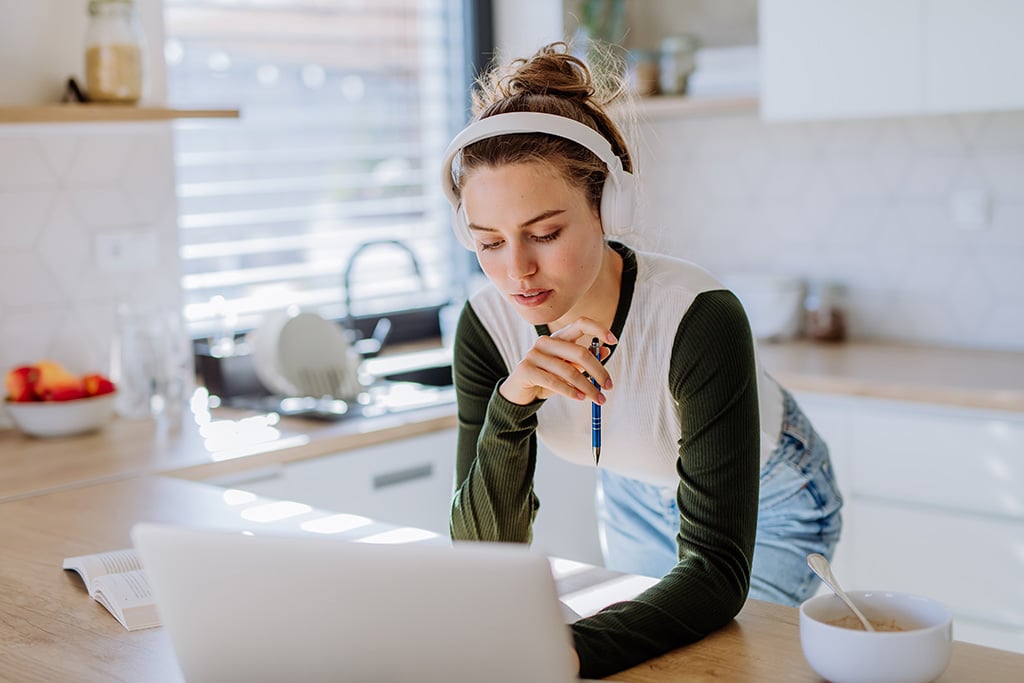 YOUNEA KI Beratung Blogbeitrag Blog Unternehmen E-Learning Bild